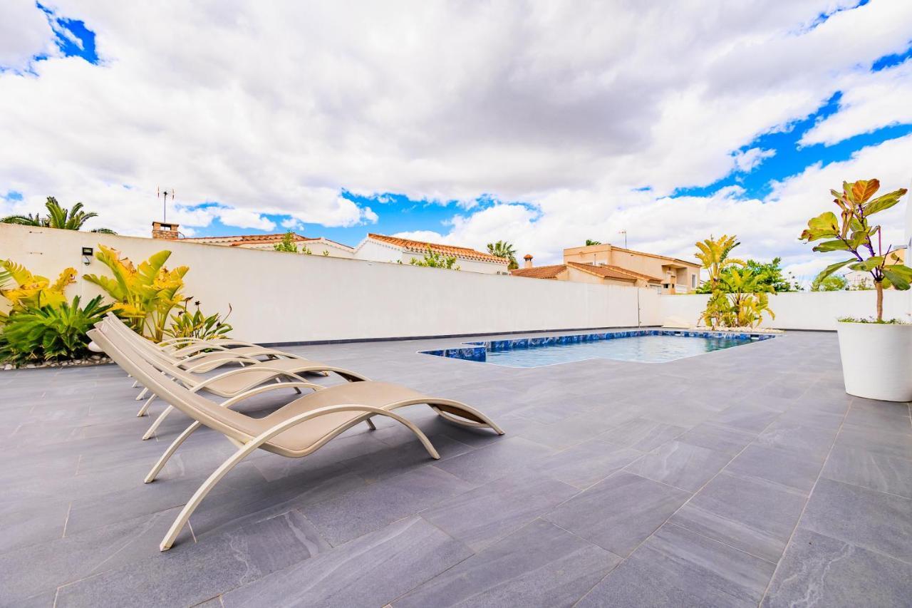 Villa Mi Sol Torrevieja Dış mekan fotoğraf